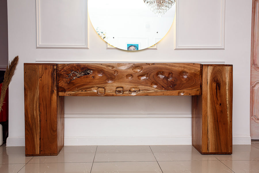 Enorc Console Table SPACE BETWEEN DESIGN